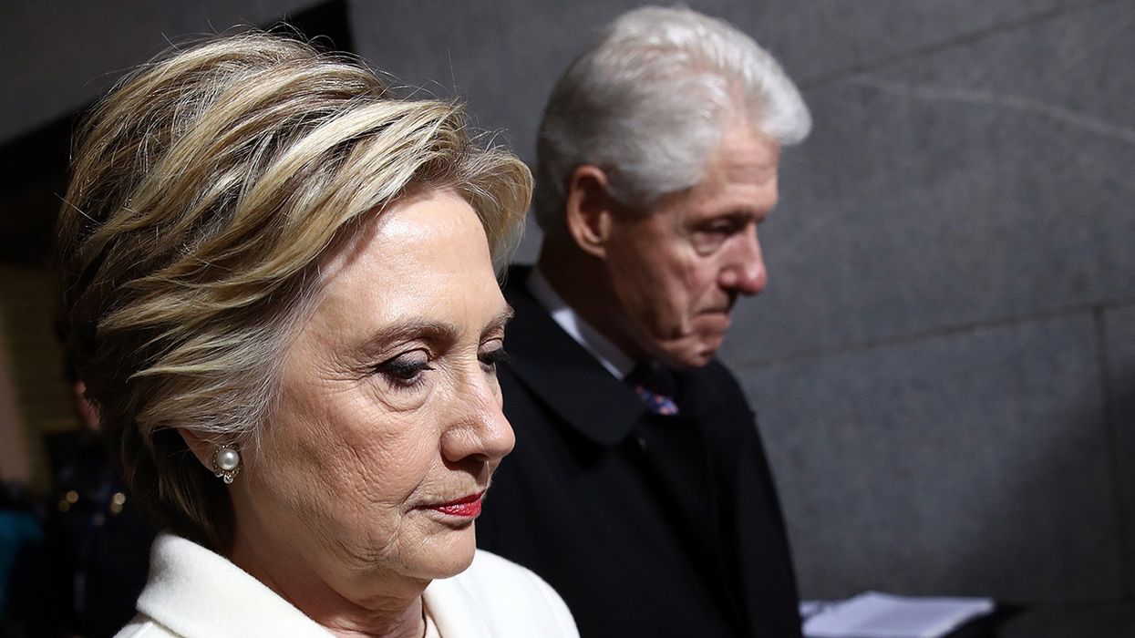 Dismal speaking tour turnout leads Clintons to slash ticket prices, offer Groupon deal