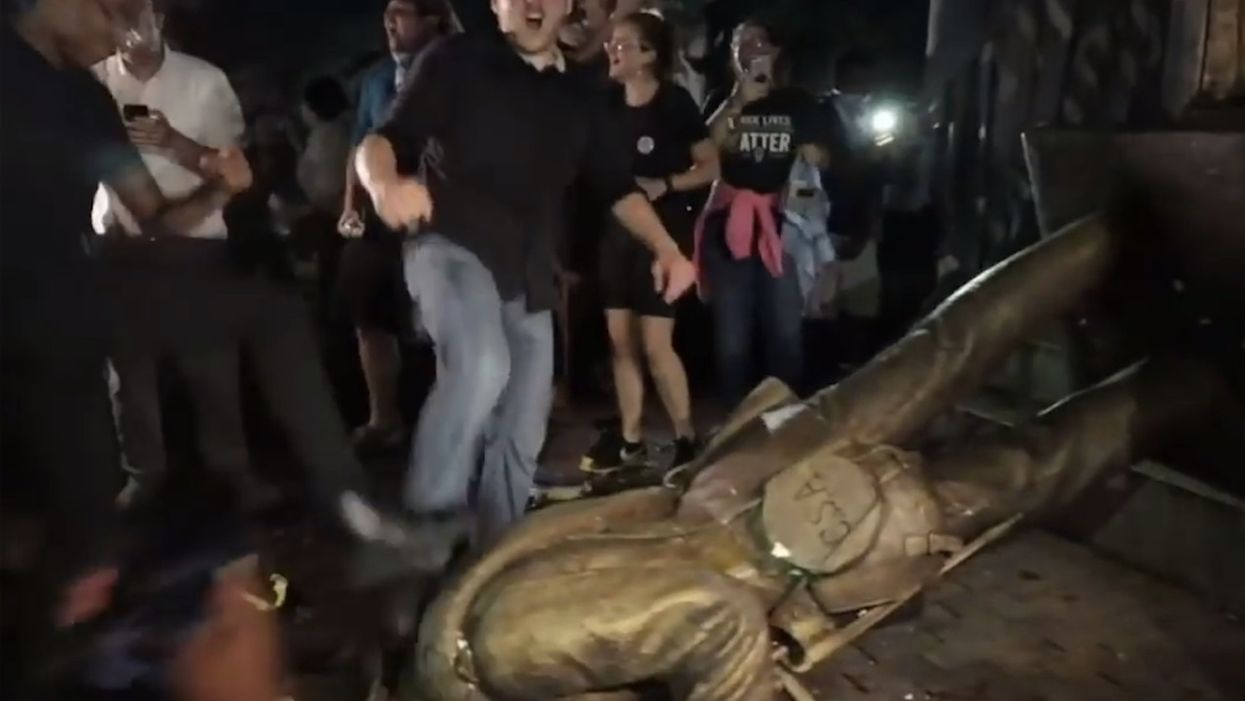 Over 2,000 grades may be withheld by major college's teaching assistants in strike over Confederate monument