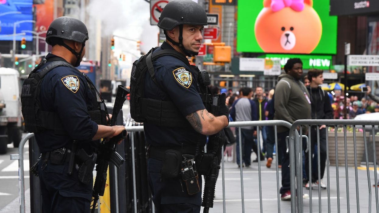 BREAKING: Police departments in multiple cities report bomb threats