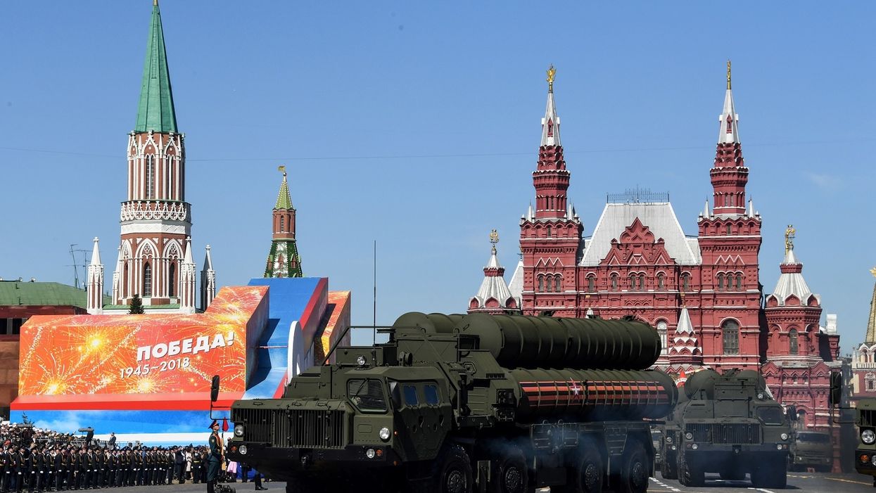 Russia announces it has a missile deal with Turkey, despite the US approving a deal of its own
