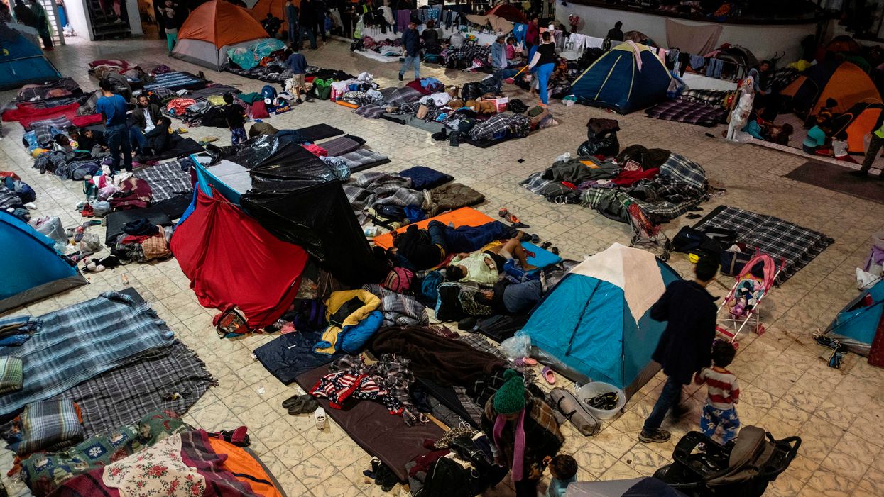 Illegal immigrants seeking asylum must wait in Mexico under new Trump admin policy