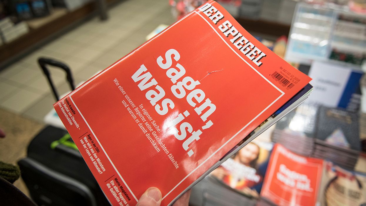 Der Spiegel magazine considering criminal charges against star reporter who fabricated stories