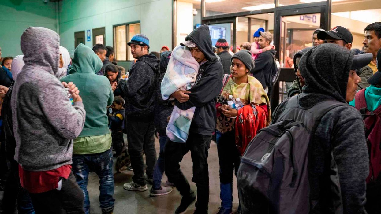 ICE released hundreds of migrants in Texas before Christmas — and is planning to release hundreds more