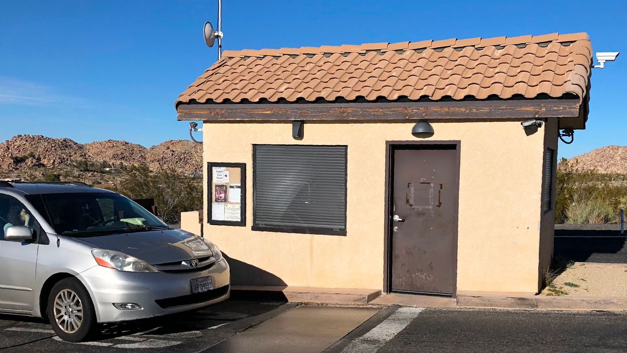 National parks brimming with trash, human feces as government shutdown continues