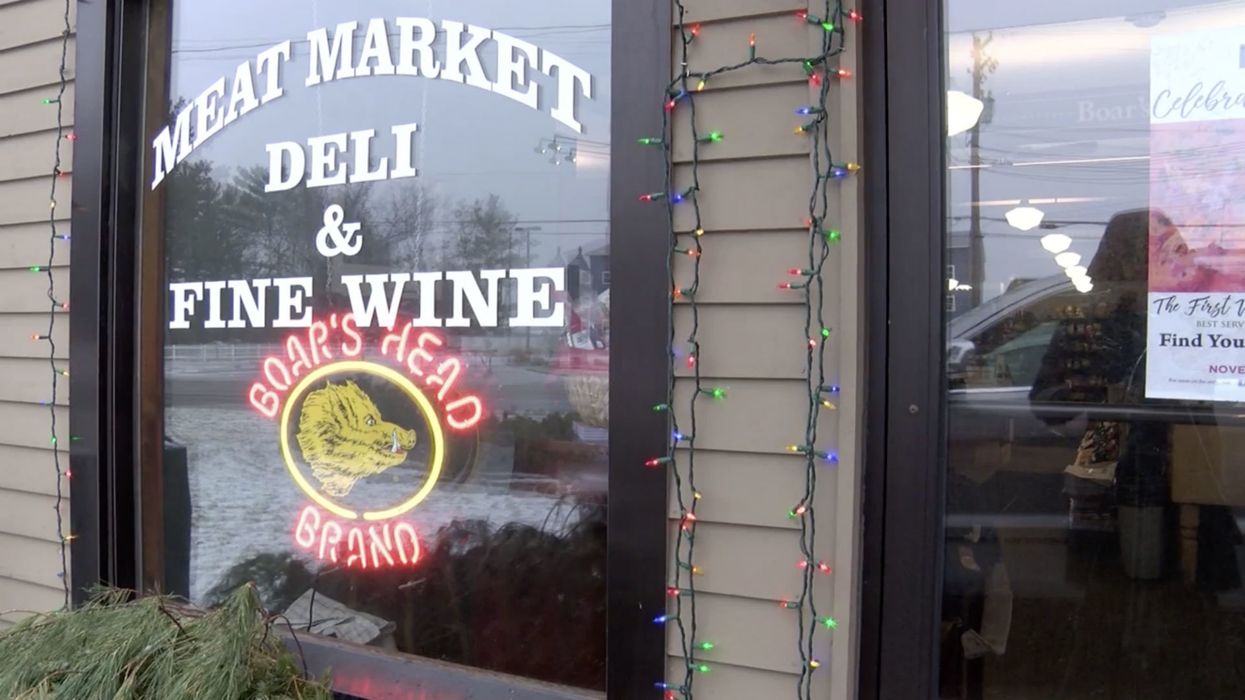 Michigan grocery store offers free groceries to members of Coast Guard impacted by government shutdown