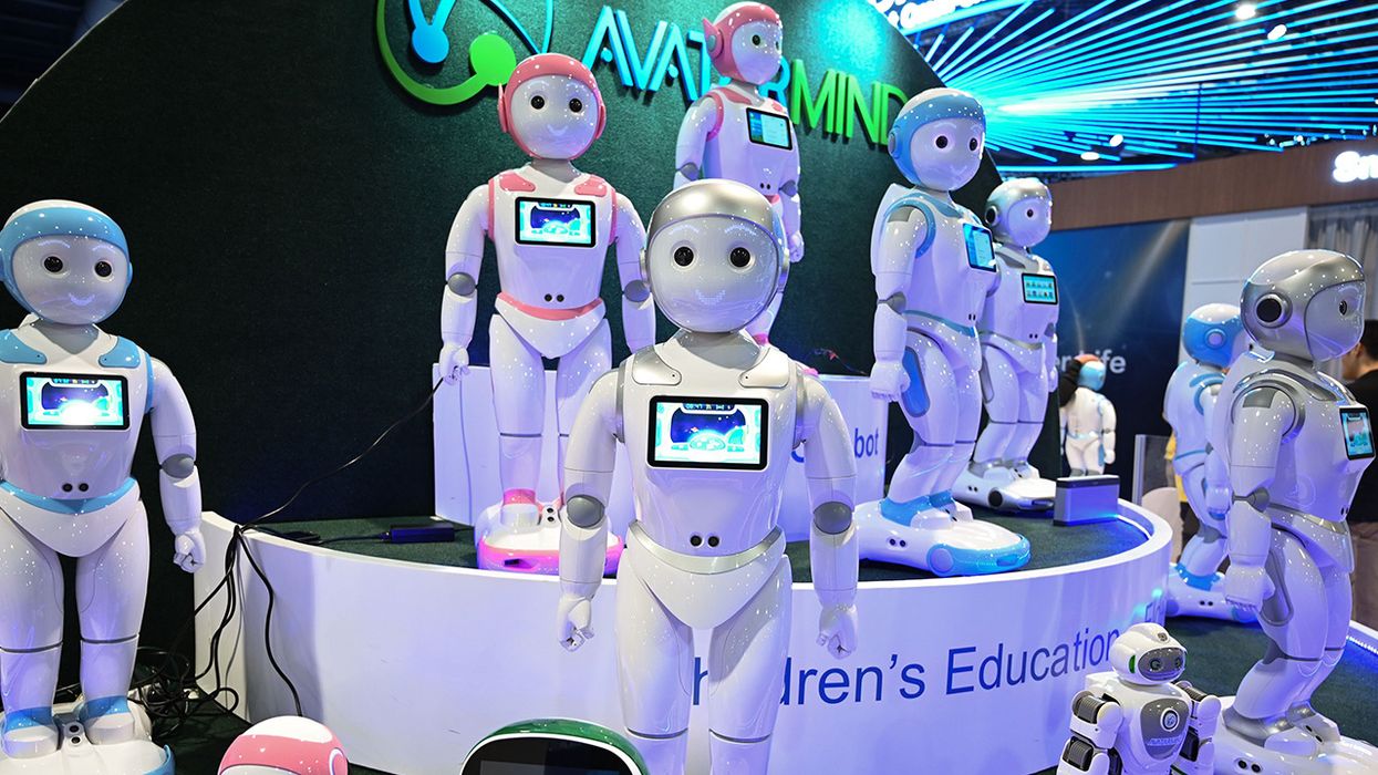 AI expert warns tech could replace 40 percent of world's jobs in little as 15 years