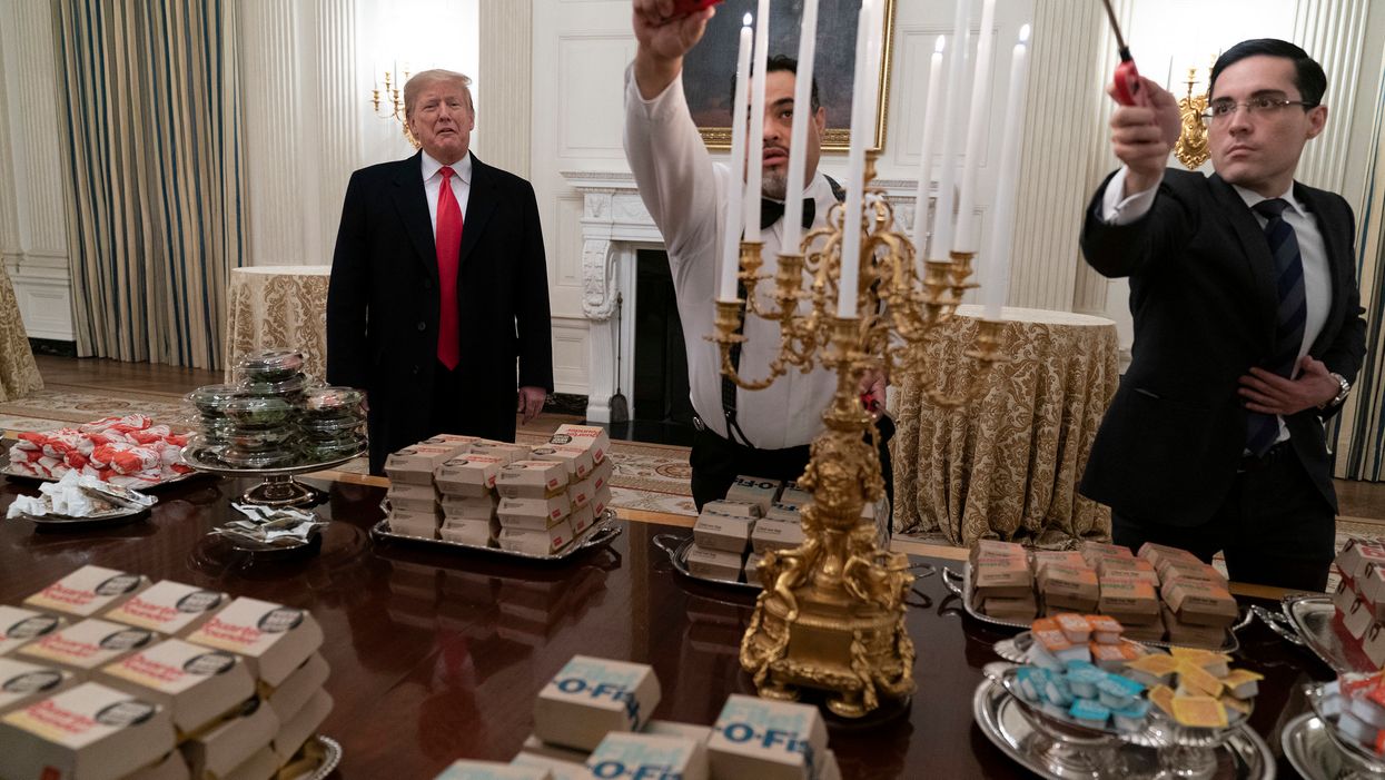 Media loses its grip on reality, actually fact-checks claim that White House burgers were piled up a 'mile high'