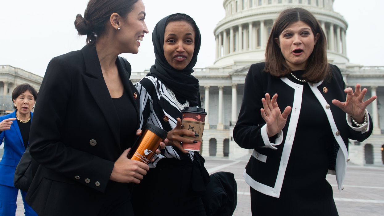 Freshman Dems try to confront McConnell over shutdown—but struggle to find his office