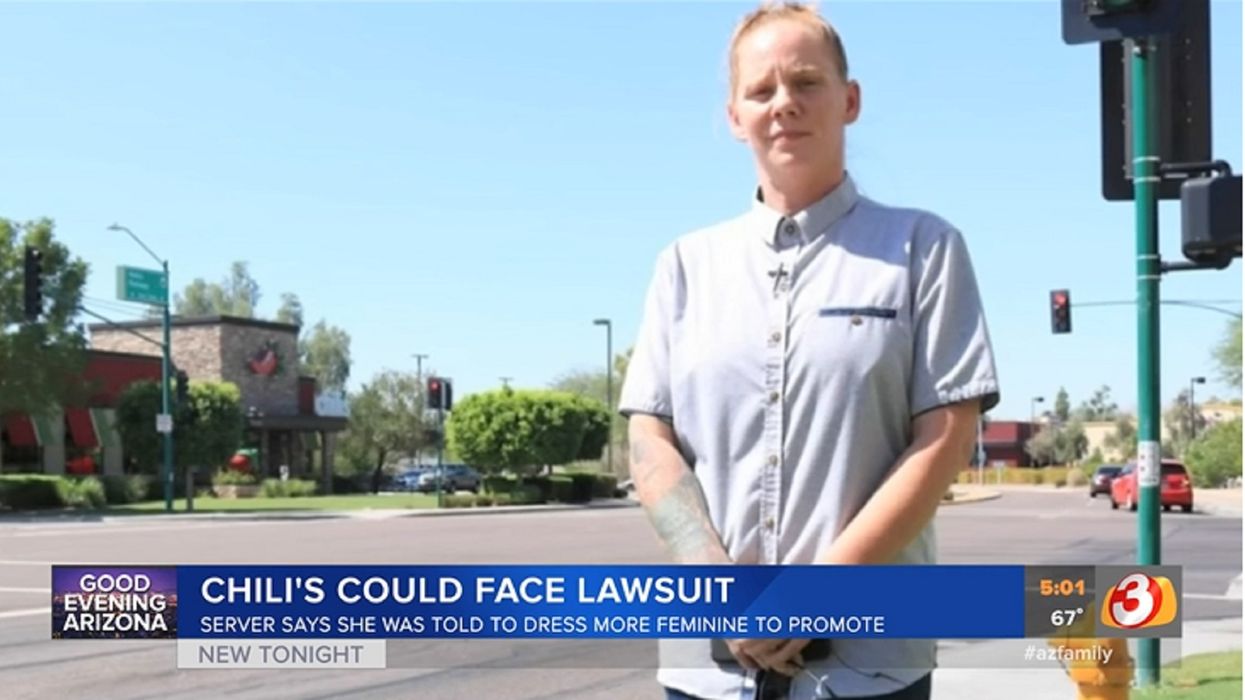 Former Chili's server claims she was denied promotion for not dressing in 'gender appropriate' attire, files complaint with EEOC