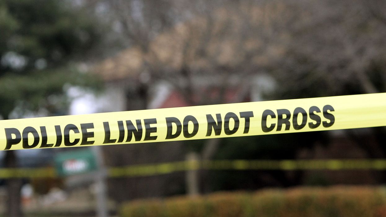 Houston homeowner shoots burglars attempting to break in, kills three