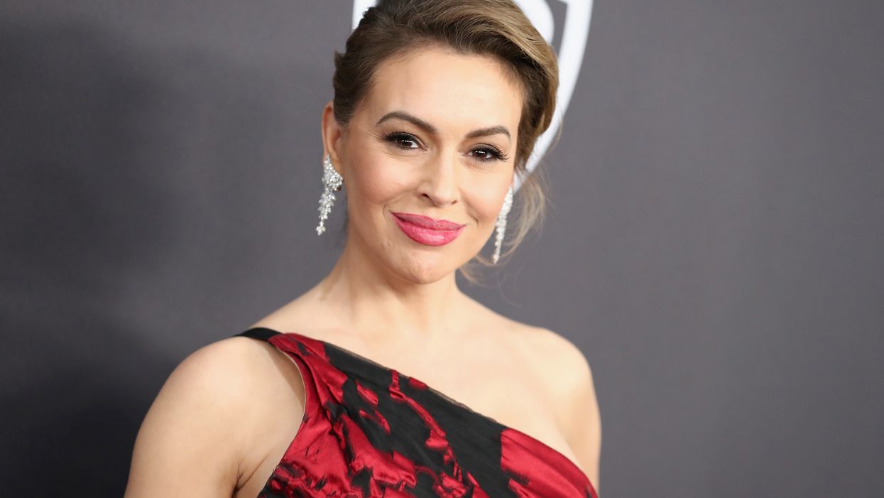 Commentary: Alyssa Milano made herself look like a fool yesterday. Don't let the same thing happen to you.
