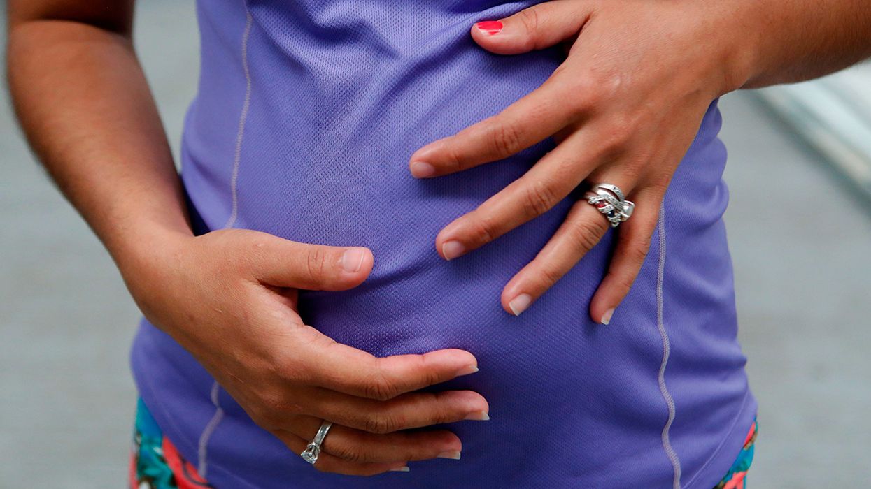 Pregnant cancer patient puts off treatment to save baby's life, refuses to consider abortion