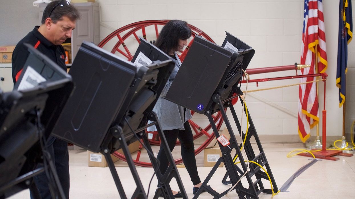 Pennsylvania gov't admits that more than 11,000 non-US citizens were registered to vote. Democratic governor tried to block the info.