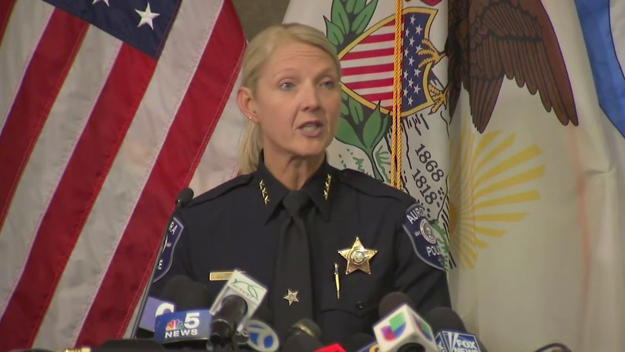Dems call for more gun control after Aurora shooting. Then police chief reveals fact that busts the narrative.