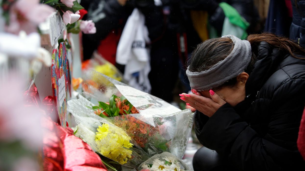 Aurora killer should have been barred from getting gun license due to felony, police say