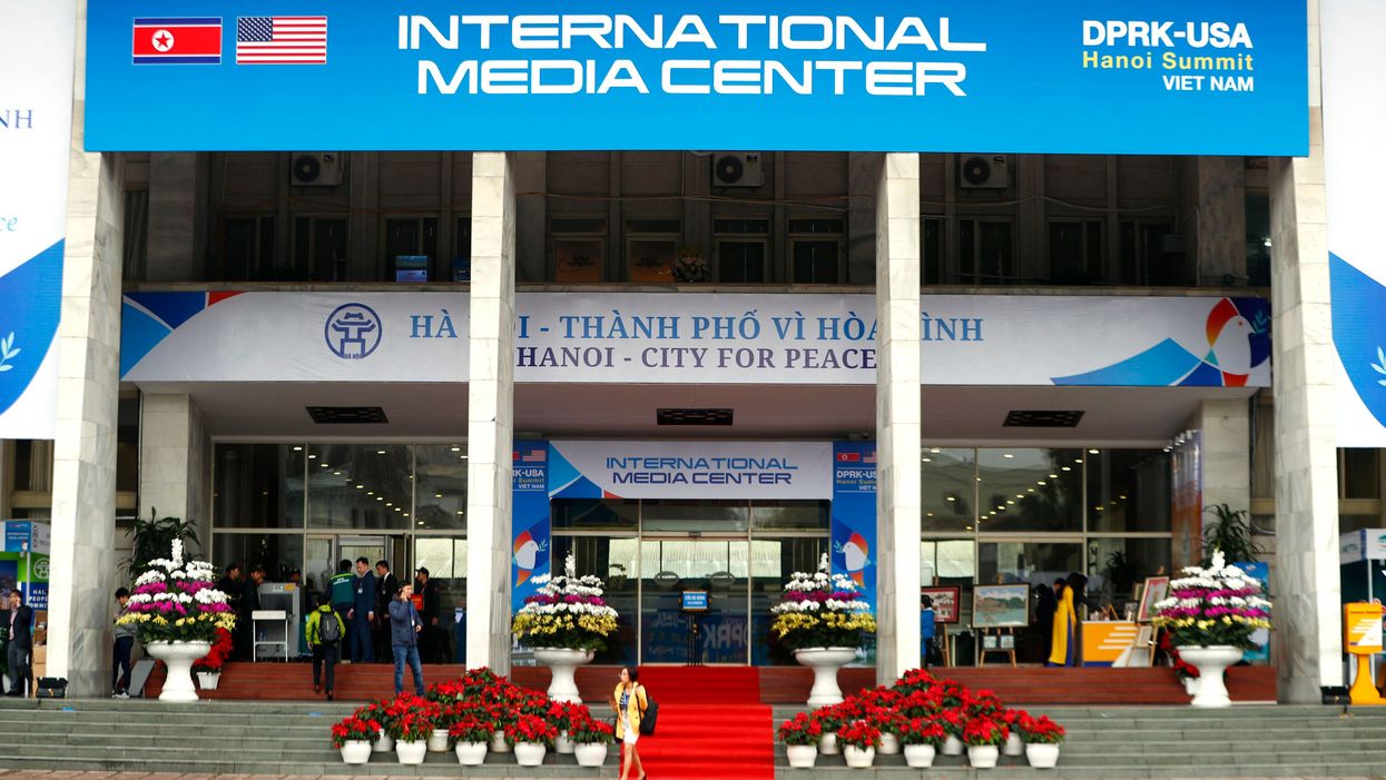 White House press corps booted from Hanoi hotel where N. Korean leader Kim Jong Un is staying