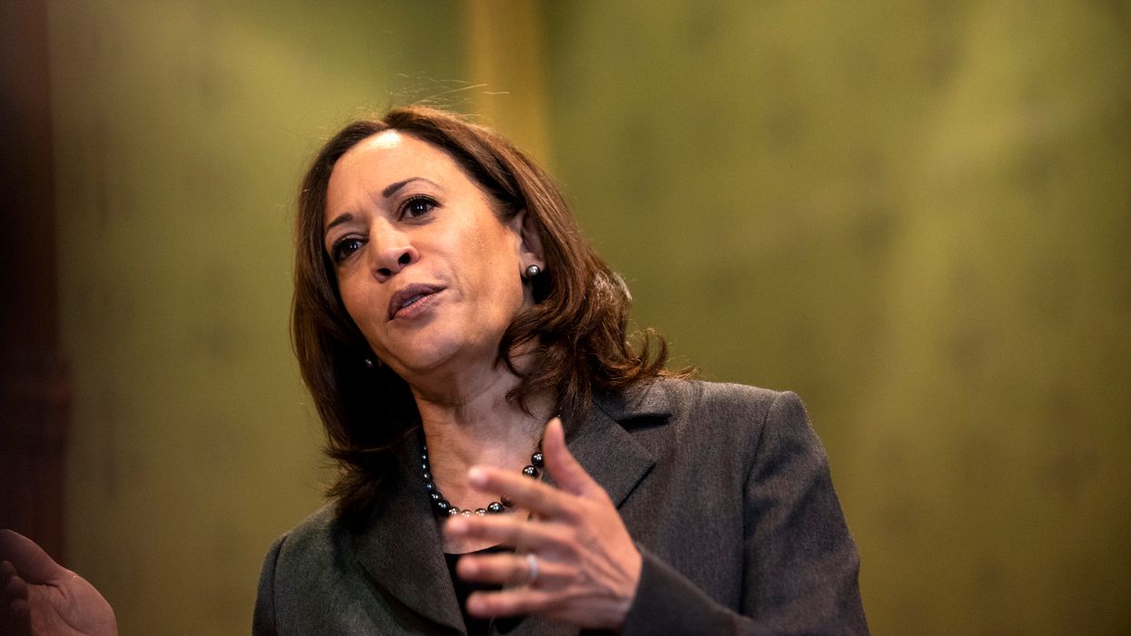 CNN catches Kamala Harris in a lie about her stance on reporting juvenile illegal immigrants to ICE