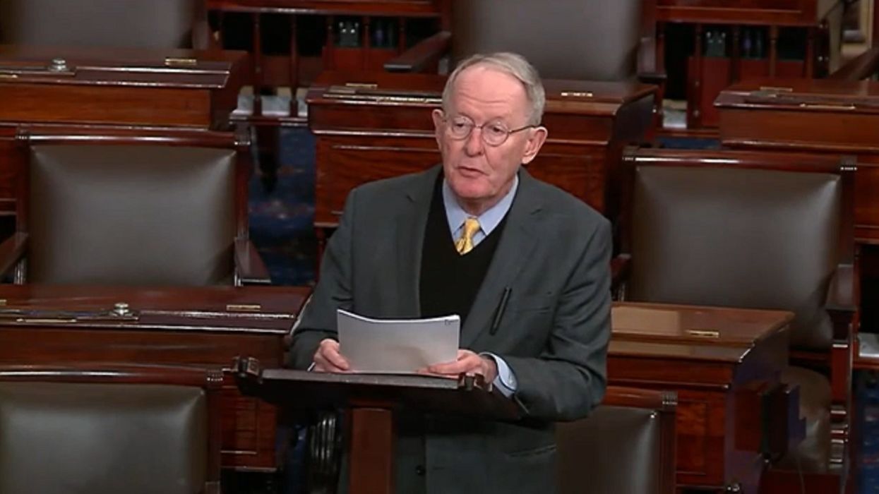 Sen. Lamar Alexander warns of GOP revolt in the Senate against Trump's emergency declaration