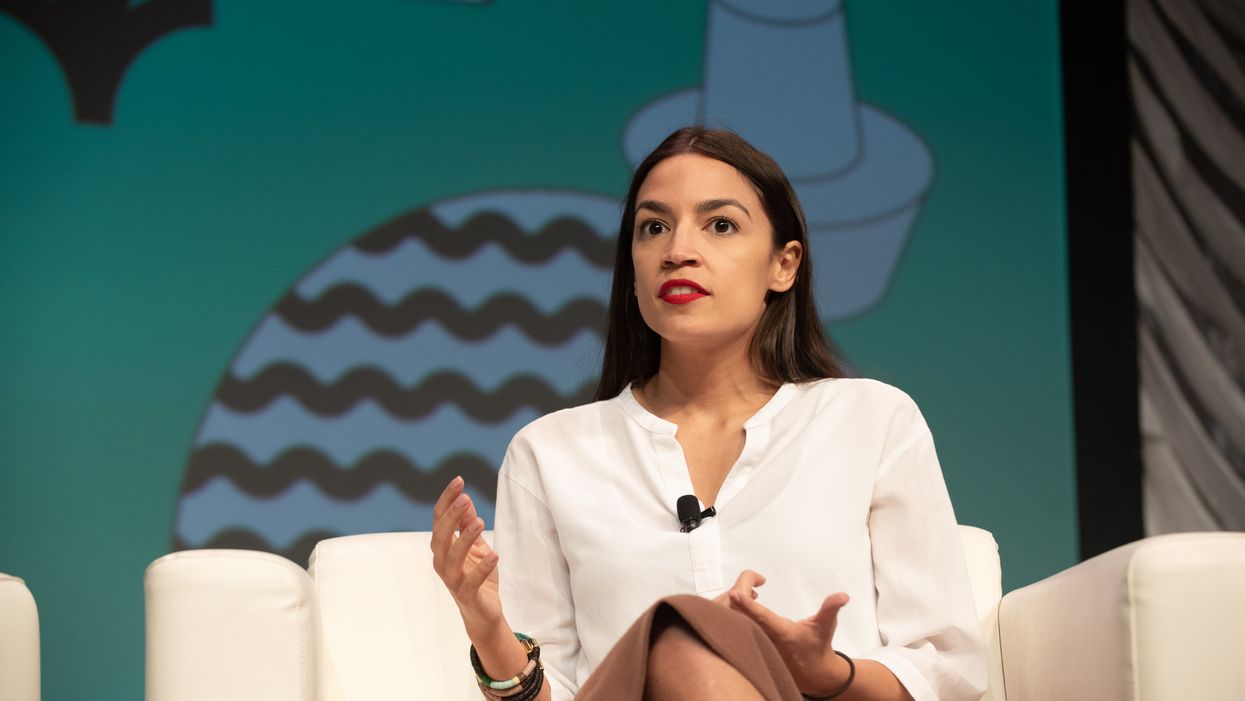 Ocasio-Cortez attacks Ronald Reagan with claims of racism at SXSW — then people notice her crowd
