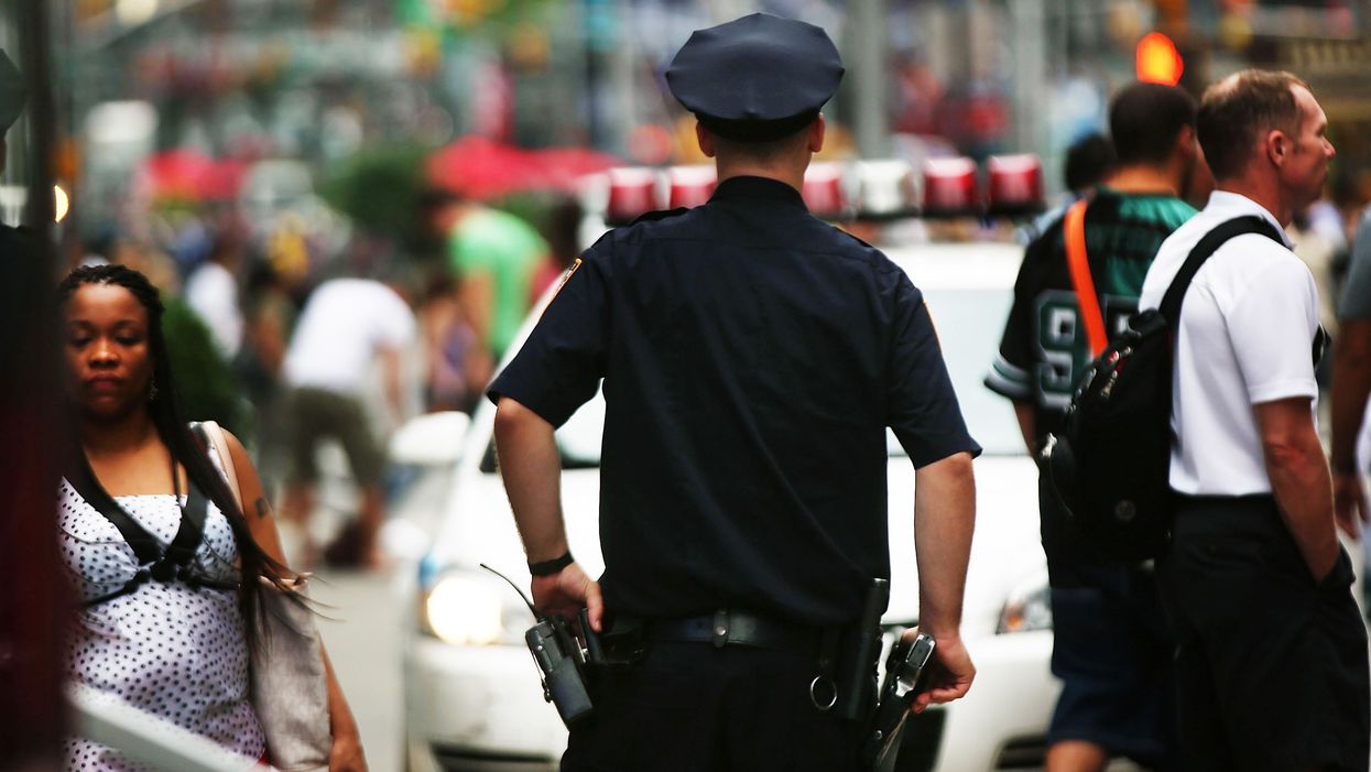 Circuit court: Flipping off cops protected by the First Amendment