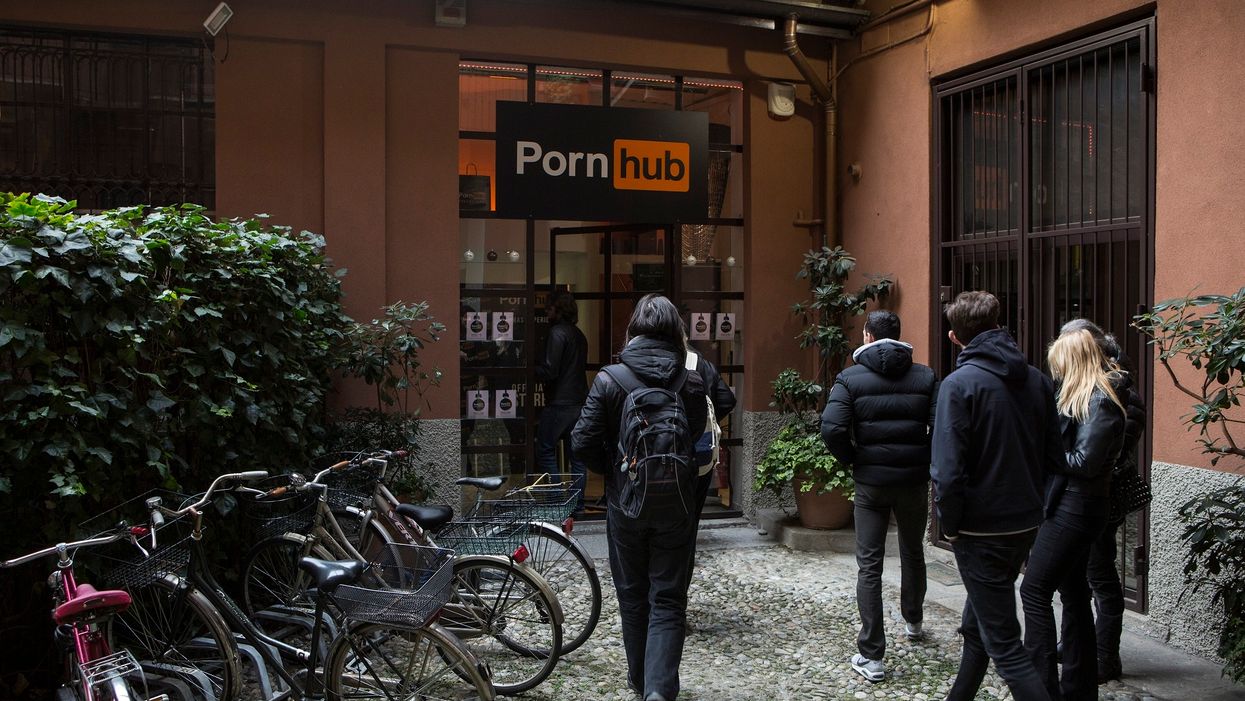 Social media users flocked to Pornhub during major Facebook, Instagram outages