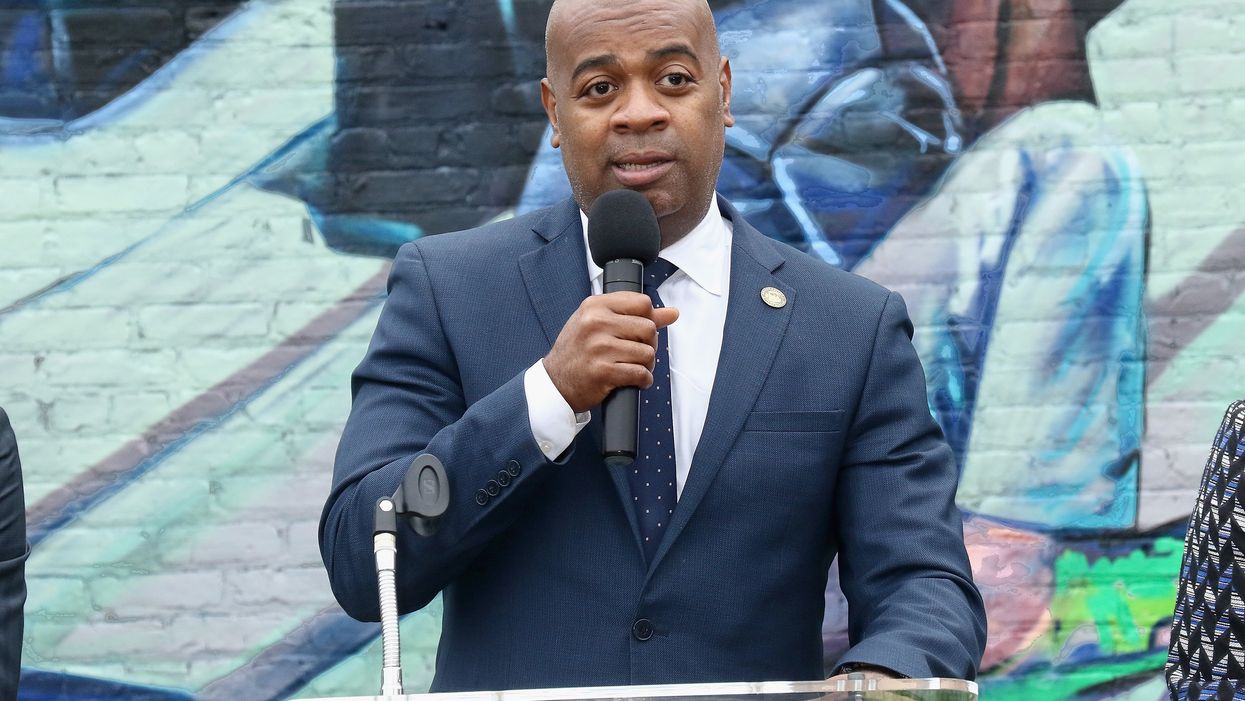 Newark mayor declares support for universal basic income, hopes to test it — but has no plan to fund it