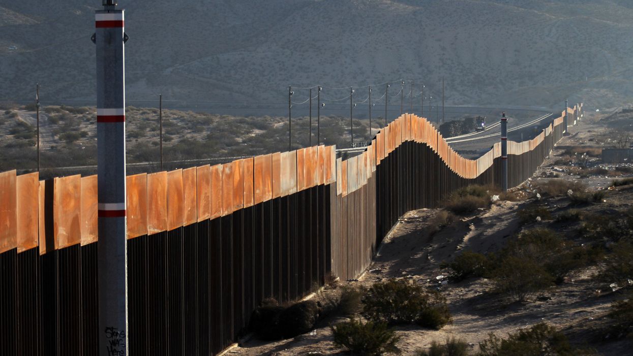 Pentagon announces it has reallocated $1 billion to begin building new border fencing