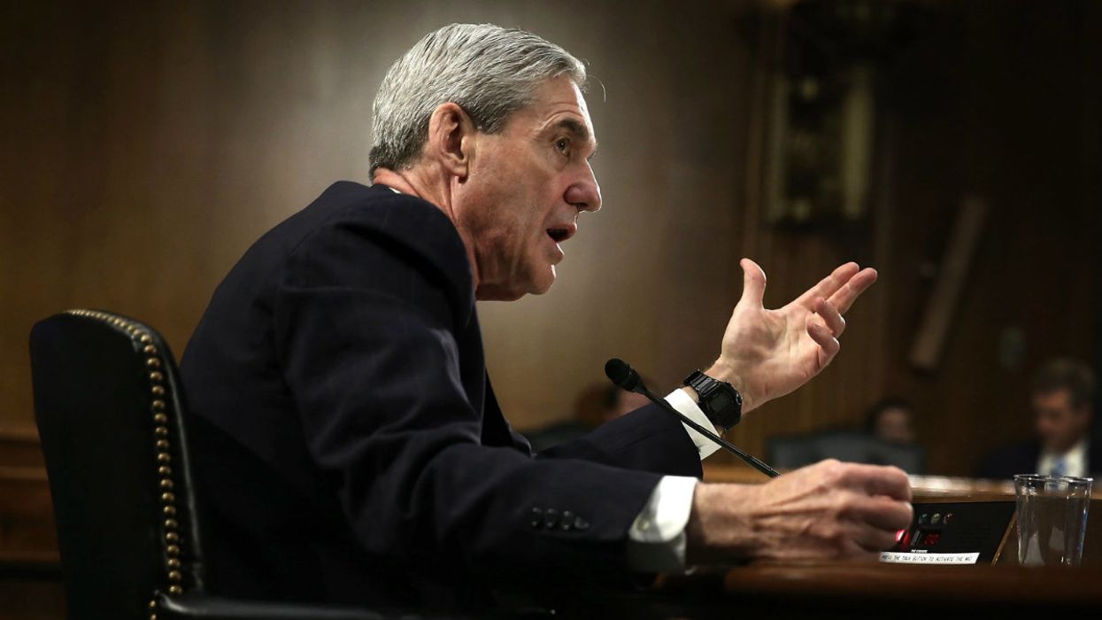 Democrats vote to subpoena Mueller report over Republican objections