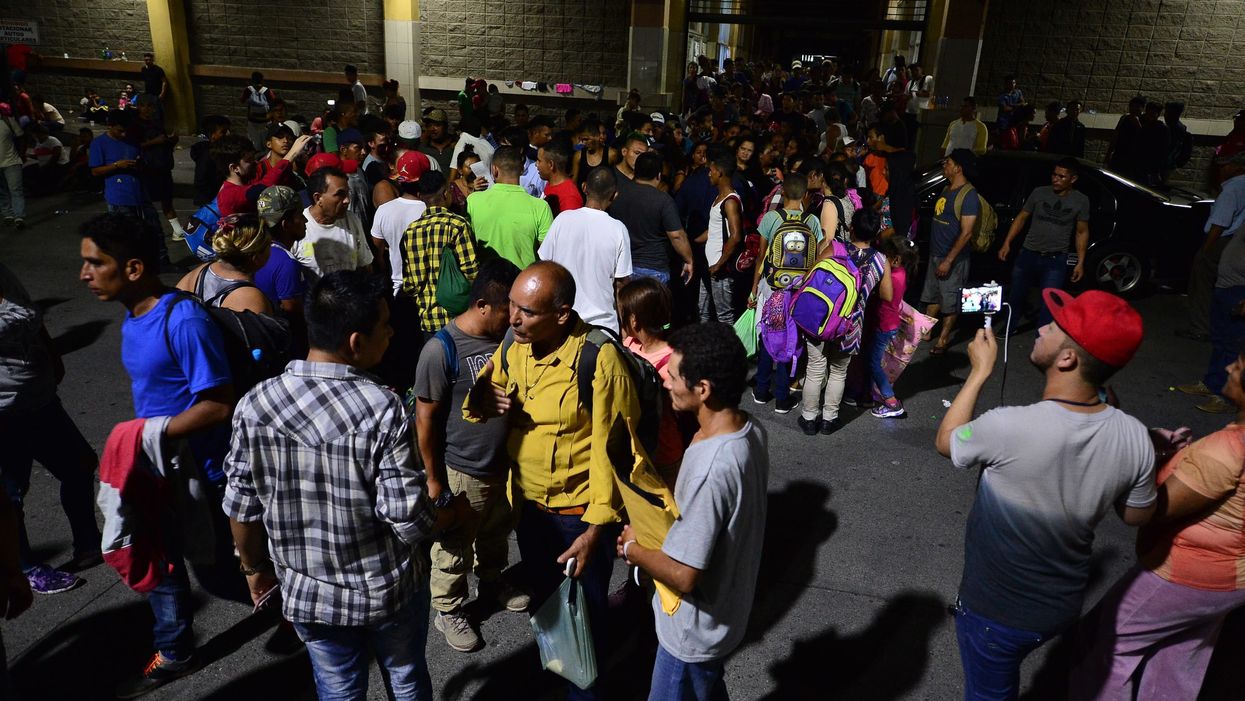 Hundreds of Hondurans form new caravan headed to the US