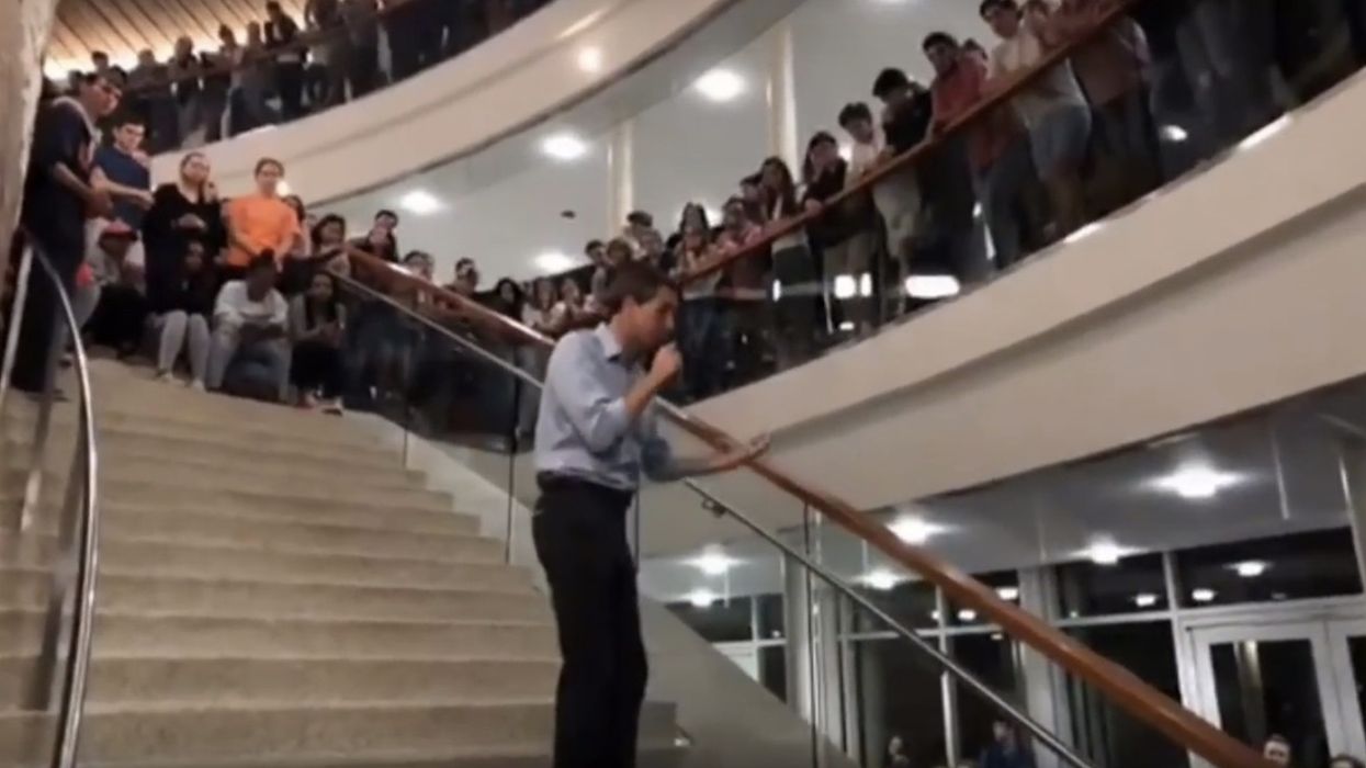 Beto O'Rourke likens Green New Deal to World War II — when America sacrificed and 'made this world safe for democracy'