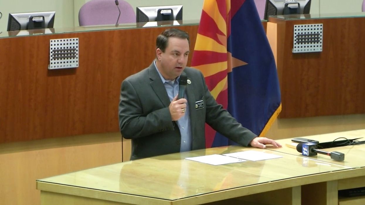 Mayor of Arizona city declares a state of emergency, says the mass release of migrants poses 'imminent threat'