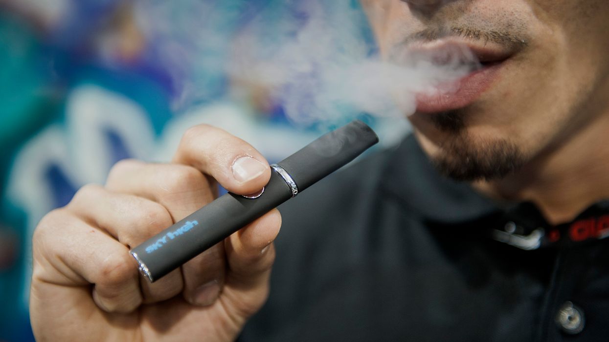 Las Vegas City Council gives thumbs-up for pot lounges