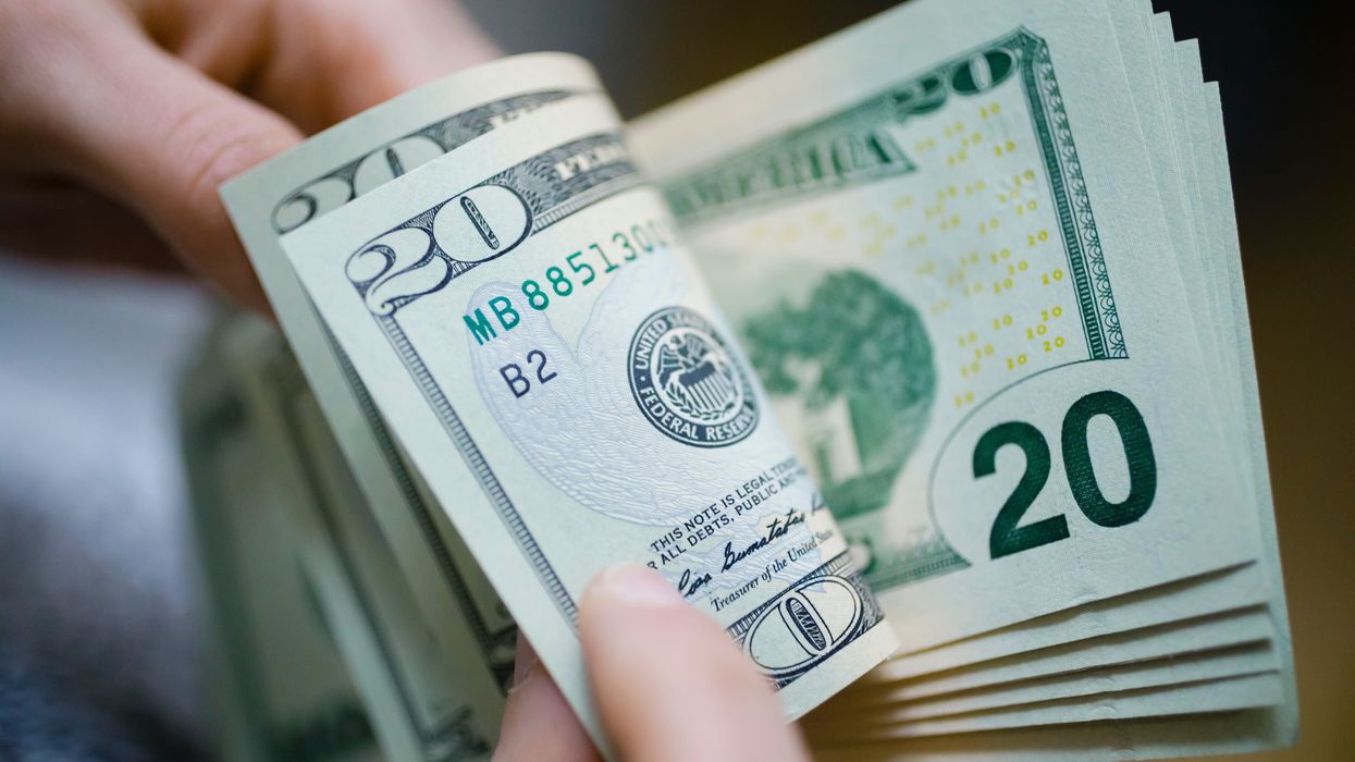 San Francisco to mandate that businesses accept cash