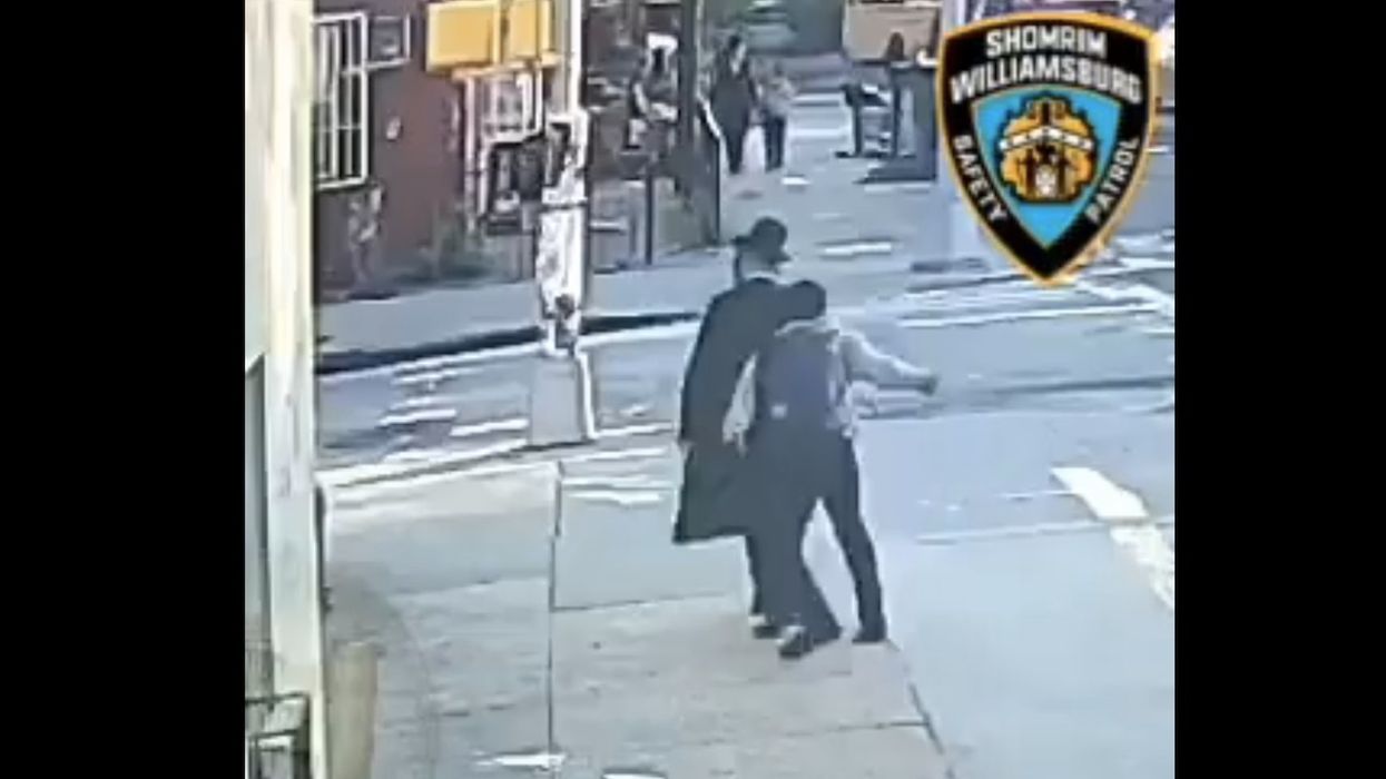 Orthodox Jewish man punched in head on NYC sidewalk: 'Resembles Nazi Germany where antisemites attacked Jews with glee'