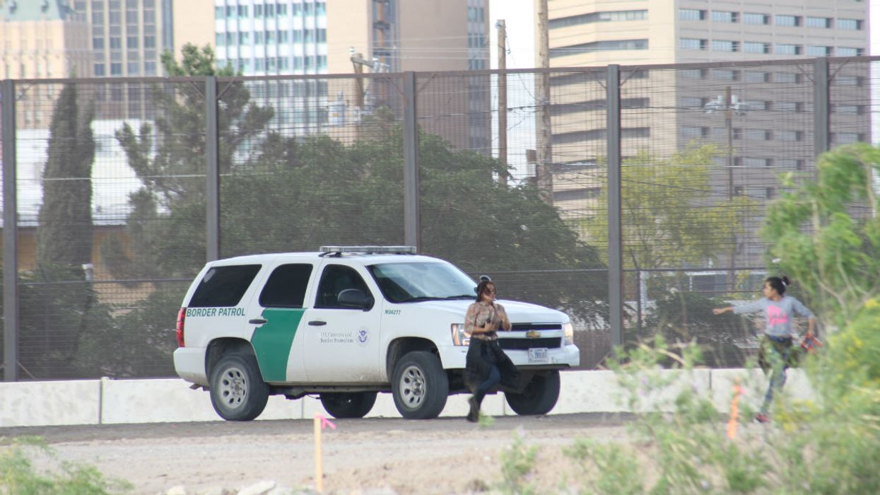 Border Patrol agent attacked by illegal alien in US  territory