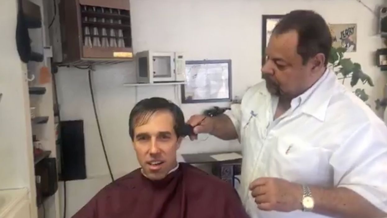 Beto O’Rourke embarrasses himself while livestreaming his haircut and massage