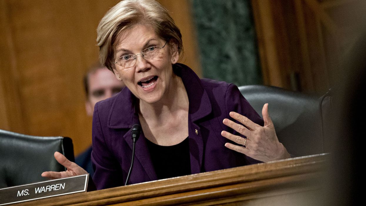 Elizabeth Warren wants to change the policy that prevents sitting presidents from being indicted