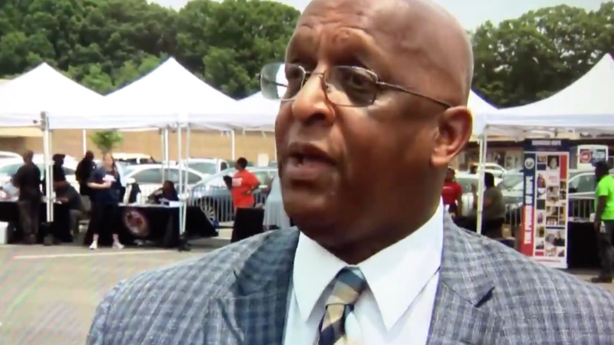 During anti-gun rally, Baltimore mayor suggests that boxing matches could settle arguments