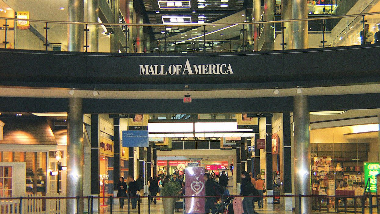Man who threw boy over railing at Mall of America gets 19 years for attempted murder