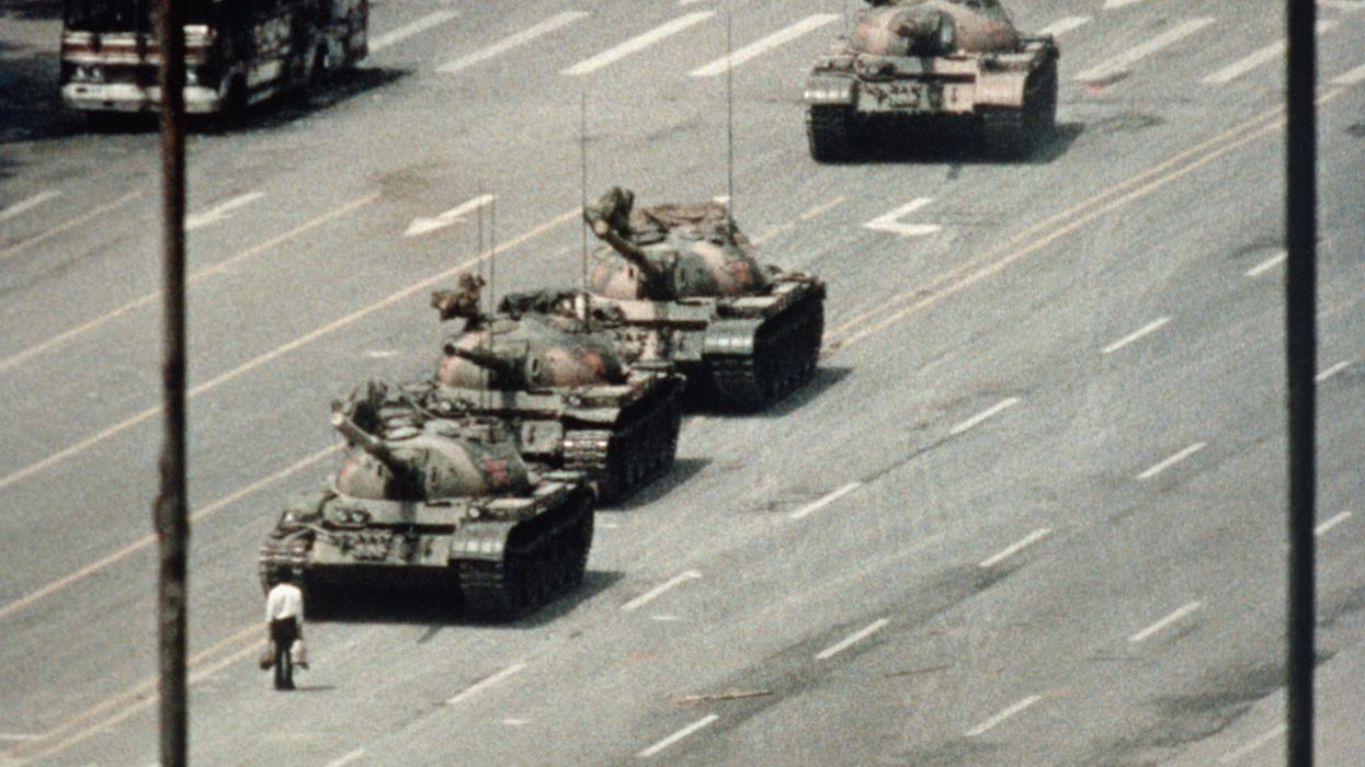 CBS News crew arrested in China for showing people pictures of Tiananmen Square