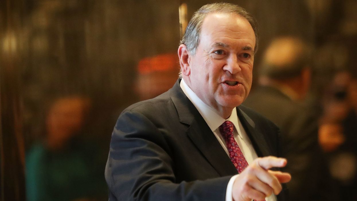 Mike Huckabee has scathing response after David Axelrod takes aim at Sarah Huckabee Sanders