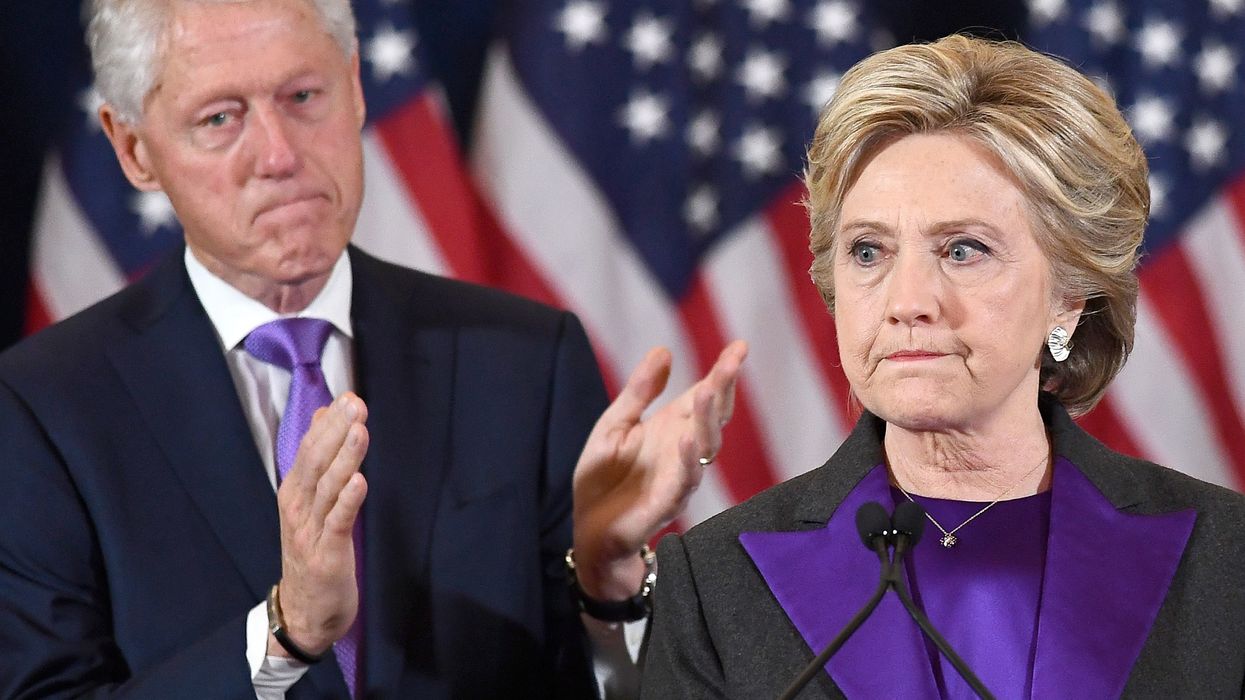 'Hillary and Clinton' Broadway show to close one month early due to dismal ticket sales