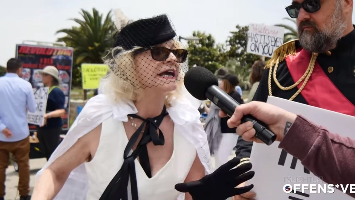 'Trump's a fascist': Protesters at L.A. rally offer their best reasons to impeach Trump