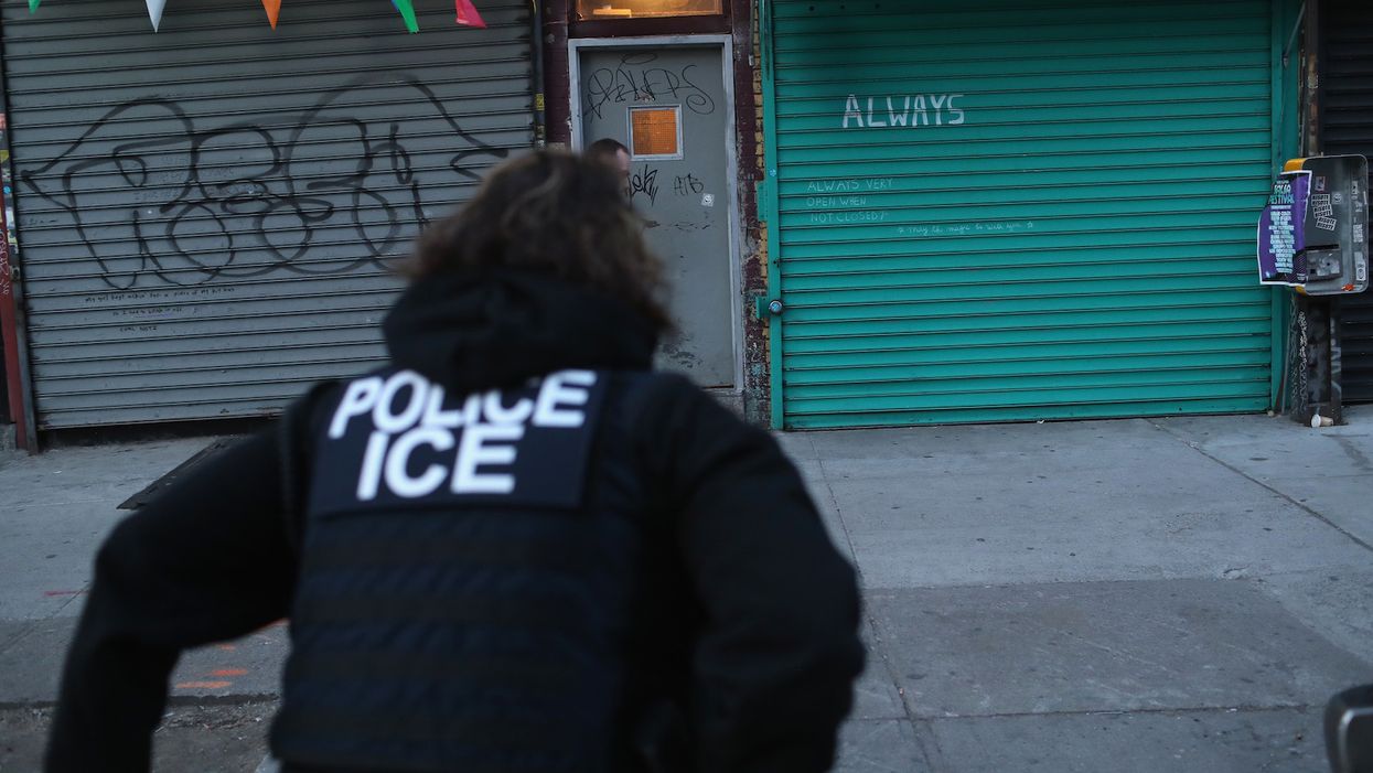 ICE to begin operations removing illegal immigrants on Sunday: Report