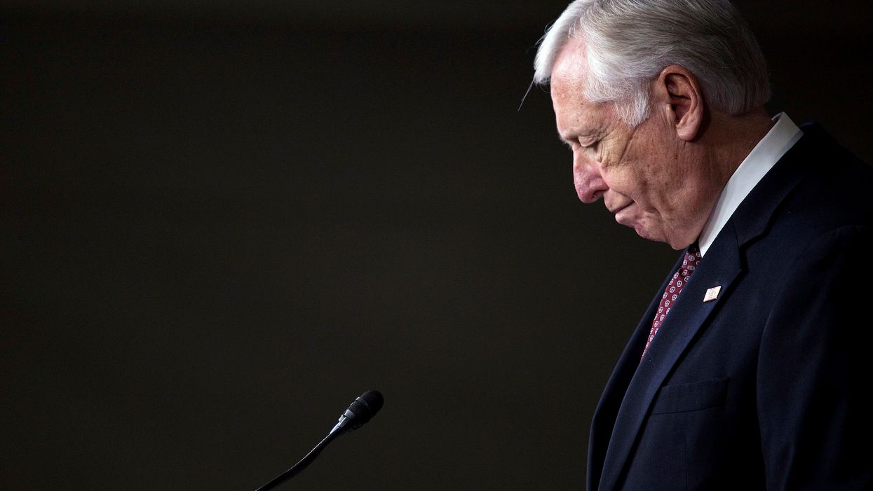 Democrats' efforts to hike Congress' pay delayed again due to lack of support