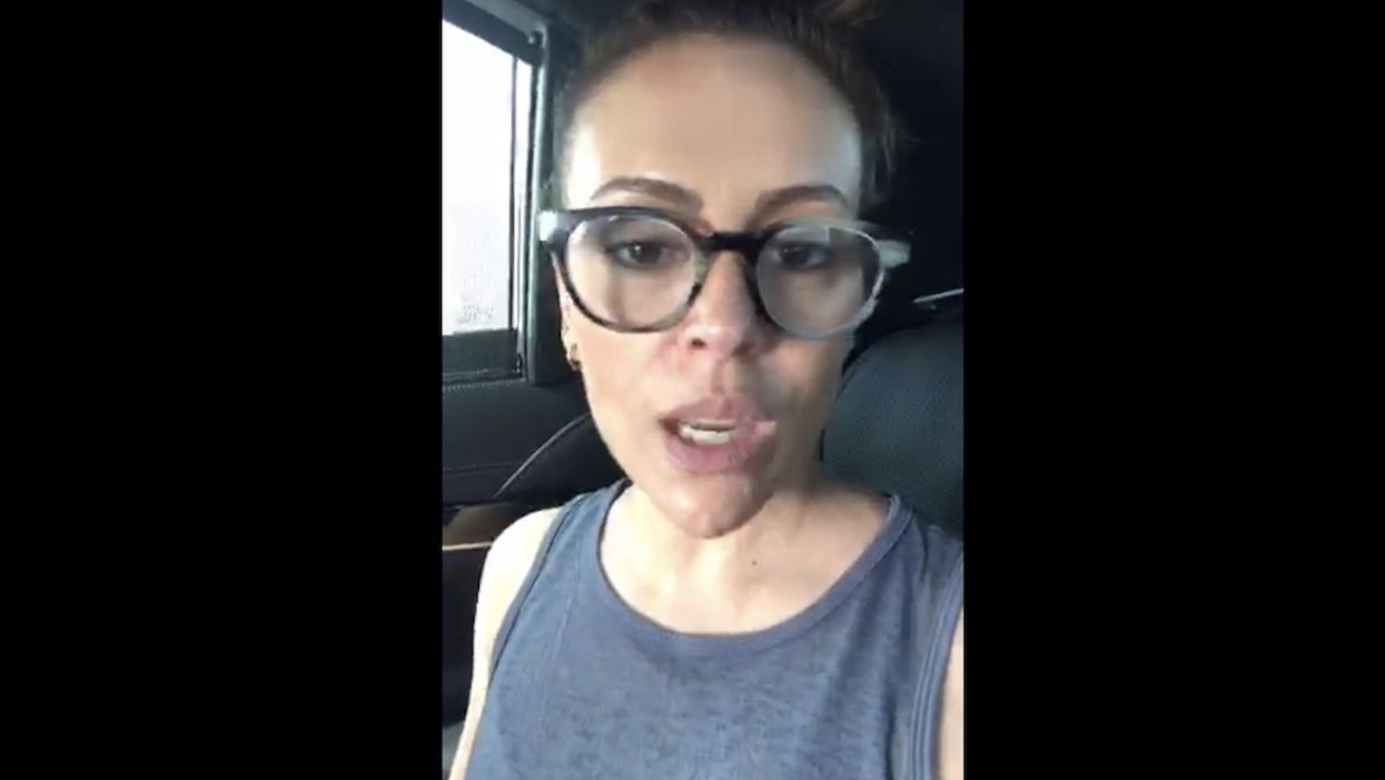 'Tell them to let me in': Annoyed Alyssa Milano asks for fans' help after illegal immigrant detention center turns her away