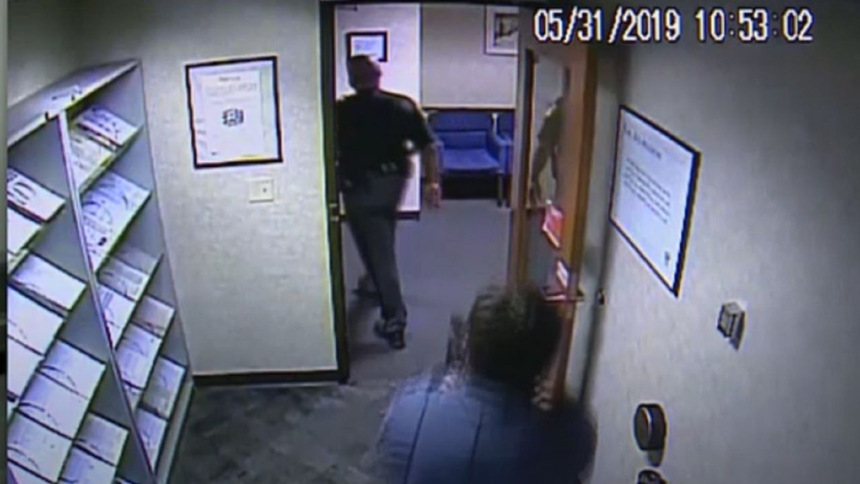 Security guard in big trouble after pulling a gun on uniformed sheriff's deputy for wearing his service weapon into IRS office