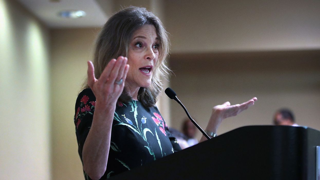 Alyssa Milano chooses Marianne Williamson fundraiser as first of 2020 cycle, to discuss 'soulful ache of the nation'