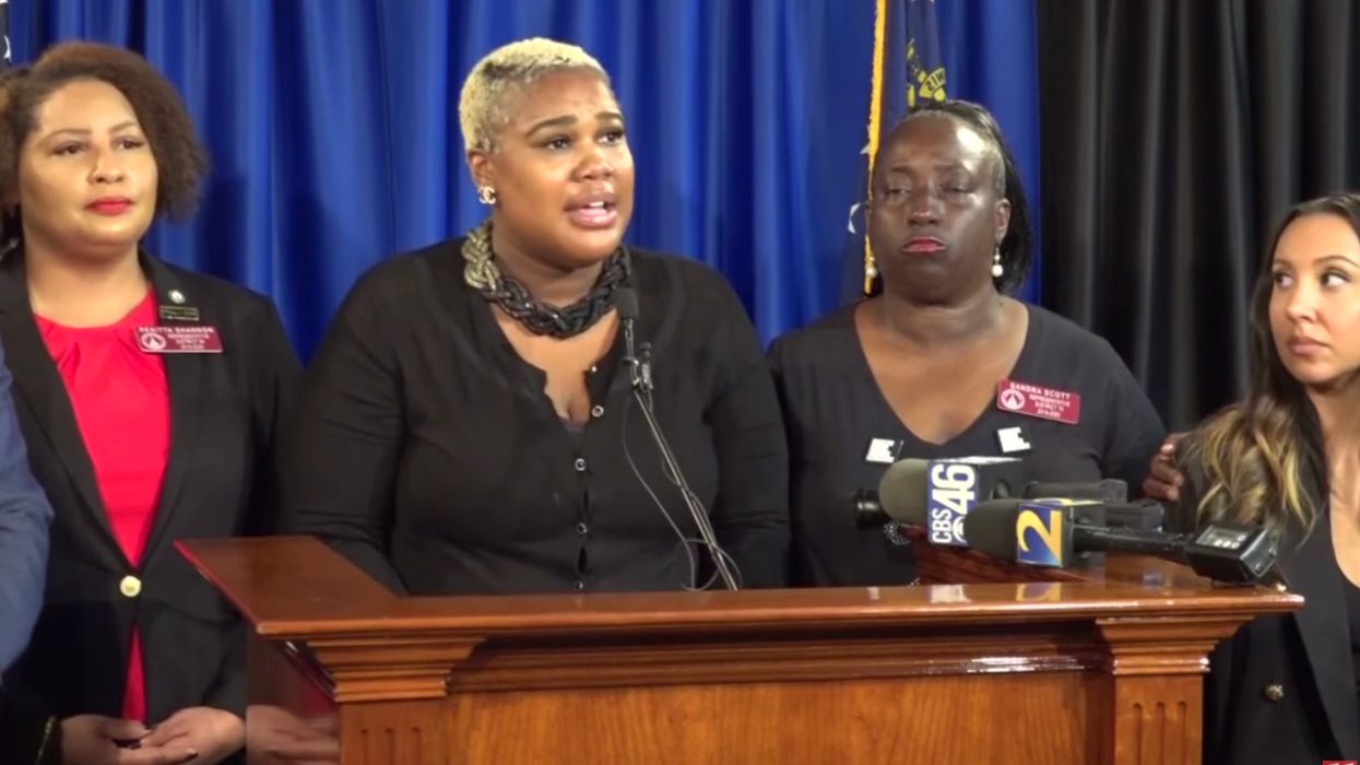 Witness who saw alleged racist incident against Erica Thomas casts doubt on central claim