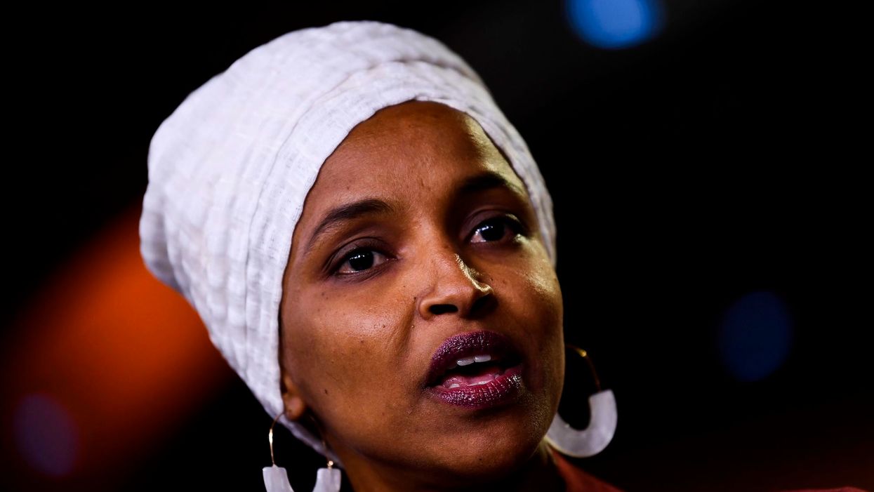 Newly surfaced Ilhan Omar tweet sounds a lot like 'racist' tweet from President Trump